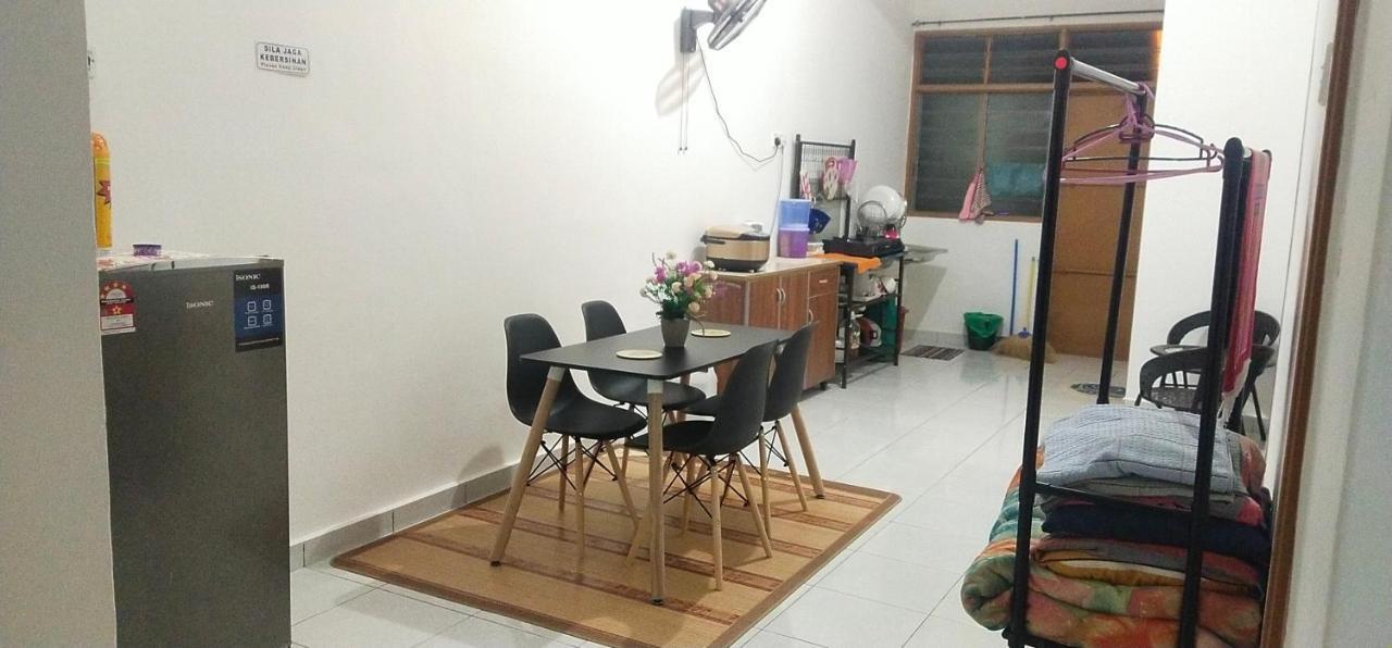 Homestay De'69 Jitra Kültér fotó